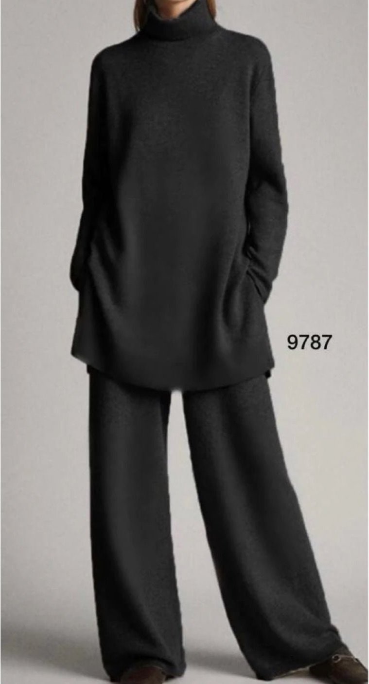 Alessia | Elegant Knit Outfit